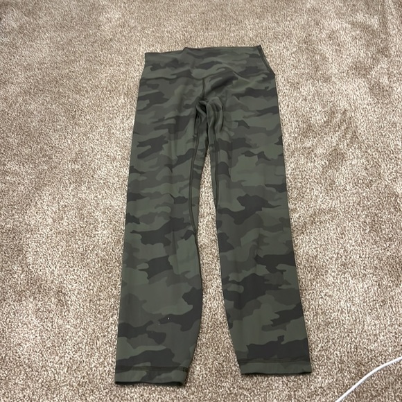 Lululemon align size 6 camo - Picture 2 of 5